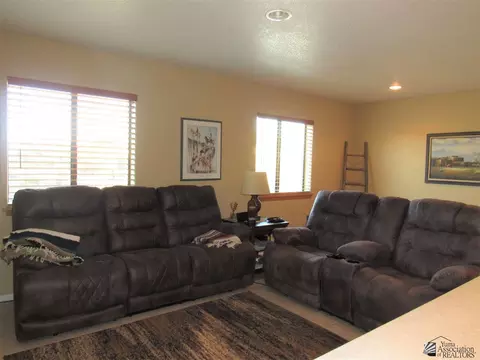 13577 E 49 St, Yuma, AZ 85367 photo 3