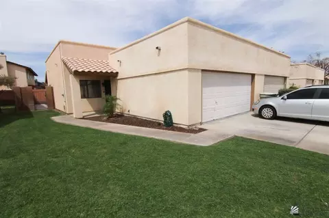 2190 E 27 Ln, Yuma, AZ 85365 photo 1