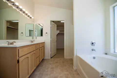 10589 E 34 Pl, Yuma, AZ 85365 photo 16