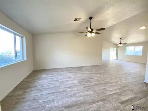 11384 E 25 Pl, Yuma, AZ 85364 photo 2