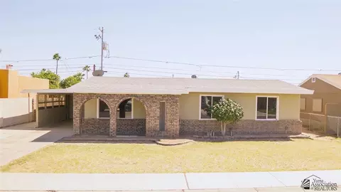 923 E 26 St, Yuma, AZ 85365 photo 1