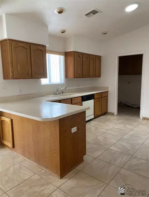 10600 E 37 St, Yuma, AZ 85365 photo 6