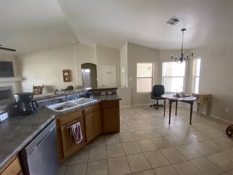 10142 E 38 Pl, Yuma, AZ 85367 photo 9