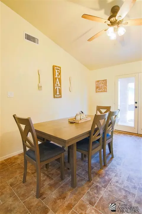 6113 E 47 St, Yuma, AZ 85365 photo 9