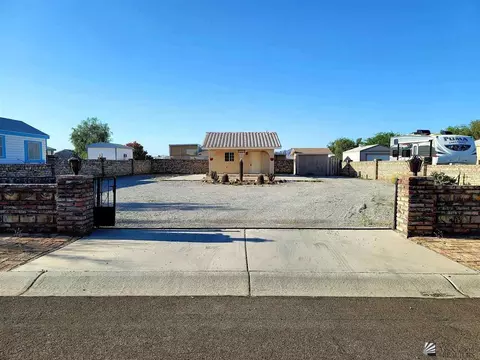 13374 E 54 Dr, Yuma, AZ 85367 photo 1