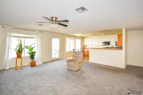 6318 E 44th Pl, Yuma, AZ 85365 photo 6