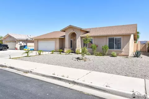 6318 E 44th Pl, Yuma, AZ 85365 photo 2