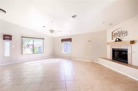 14306 E 51 St, Yuma, AZ 85367 photo 2
