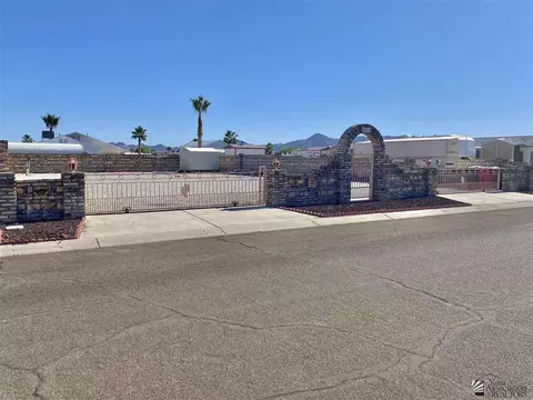13582 E 54 Dr, Yuma, AZ 85364 photo 2