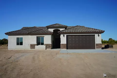 5139 Ethan Pl, Yuma, AZ 85365 photo 1