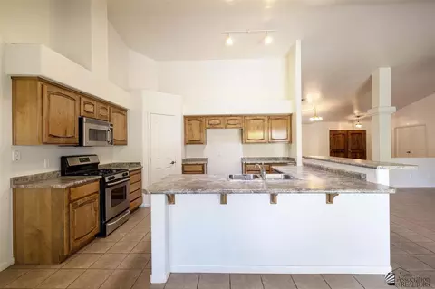 8405 E Topeka Pl, Yuma, AZ 85365 photo 9