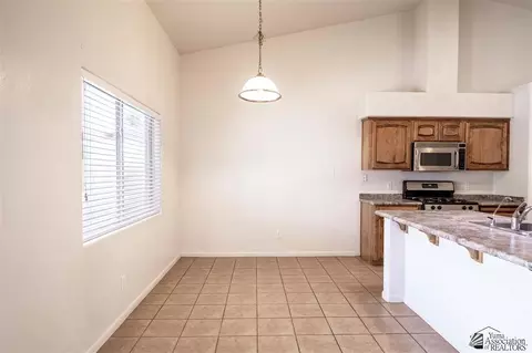 8405 E Topeka Pl, Yuma, AZ 85365 photo 11