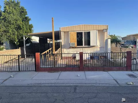 1149 E 23 St, Yuma, AZ 85365 photo 2