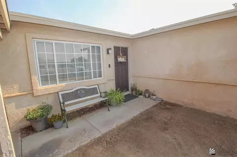 2061 E 26 St, Yuma, AZ 85364 photo 3
