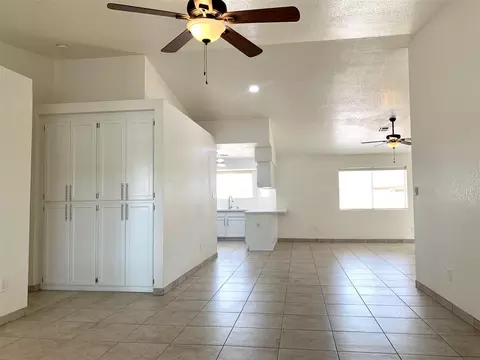 6076 E 42 St, Yuma, AZ 85365 photo 2