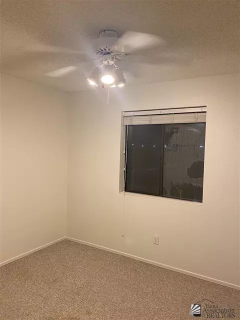 2219 E 27 Ln, Yuma, AZ 85365 photo 5