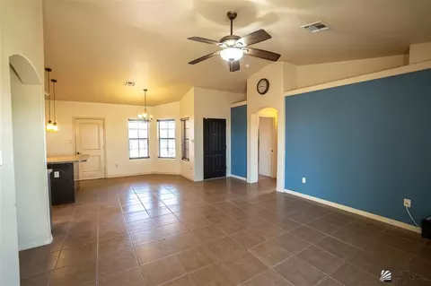 195 E 14 St, Somerton, AZ 85350 photo 2