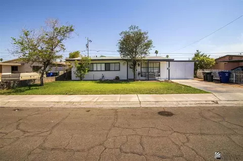 929 E 26 St, Yuma, AZ 85365 photo 2