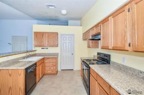 6383 E 44th Pl, Yuma, AZ 85365 photo 9
