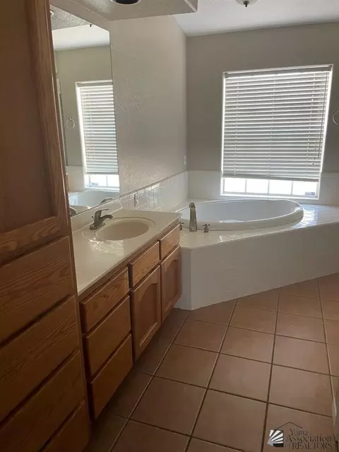 10748 E 37 St, Yuma, AZ 85365 photo 10