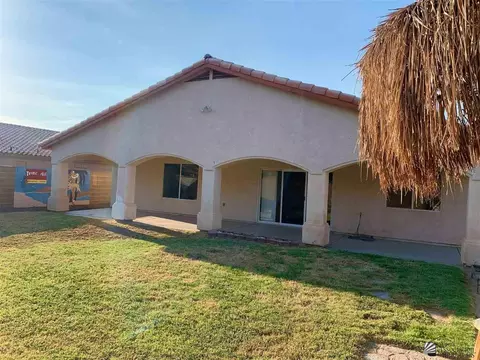 10587 E 39 Pl, Yuma, AZ 85365 photo 3