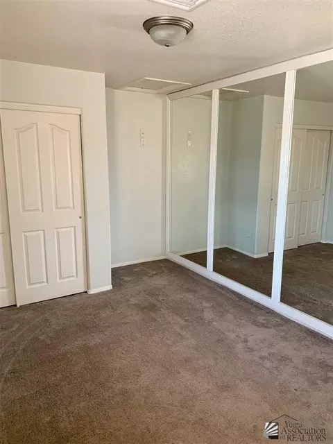 10587 E 39 Pl, Yuma, AZ 85365 photo 9