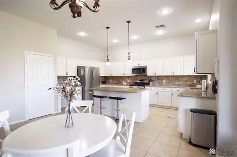 7897 E 37 Pl, Yuma, AZ 85365 photo 4