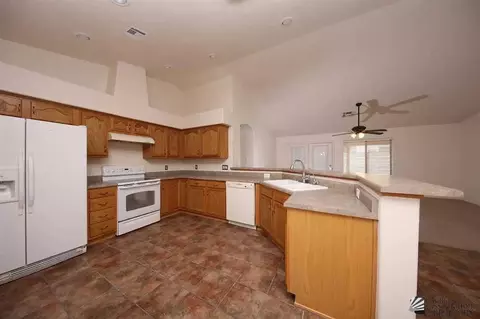 10196 E 38 St, Yuma, AZ 85365 photo 3