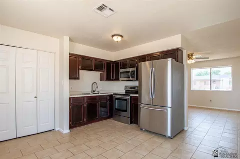 8835 E 39 Pl, Yuma, AZ 85365 photo 4