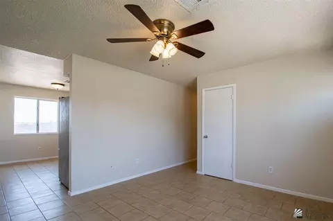 8835 E 39 Pl, Yuma, AZ 85365 photo 2