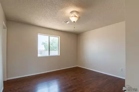 8835 E 39 Pl, Yuma, AZ 85365 photo 14