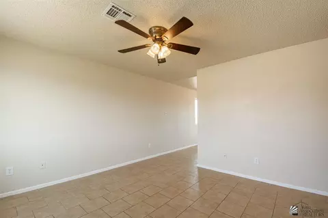 8835 E 39 Pl, Yuma, AZ 85365 photo 3