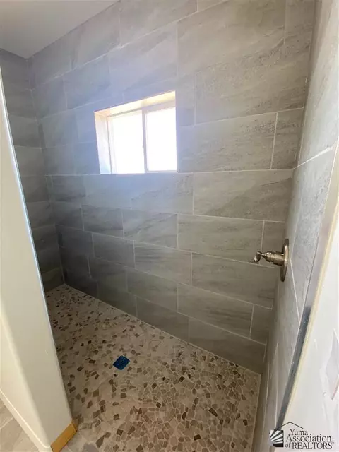 595 E 13 St, Somerton, AZ 85350 photo 7