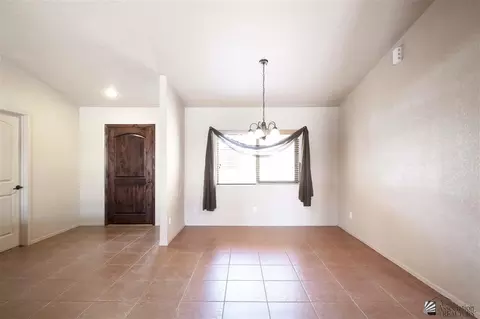 5912 E 39 St, Yuma, AZ 85365 photo 2