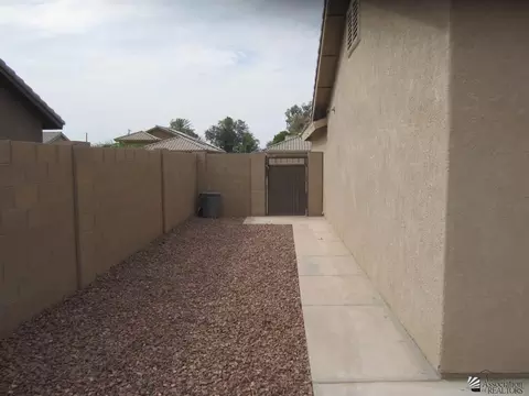 428 E 14 St, Somerton, AZ 85350 photo 9