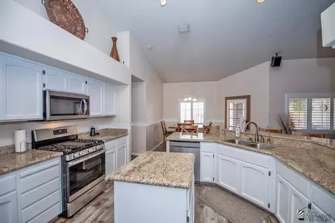7760 E Olive Ann Ln, Yuma, AZ 85365 photo 8