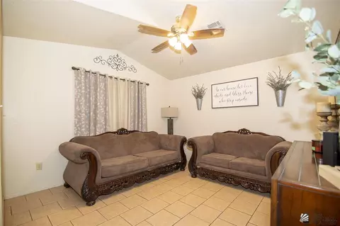 9660 E 38 St, Yuma, AZ 85367 photo 4