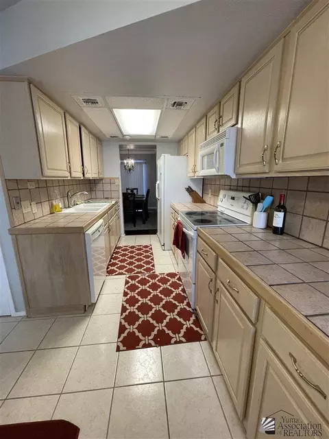 1410 E Pebble Beach Dr, Yuma, AZ 85365 photo 10
