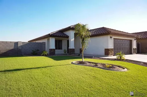637 E 14 St, Somerton, AZ 85350 photo 2
