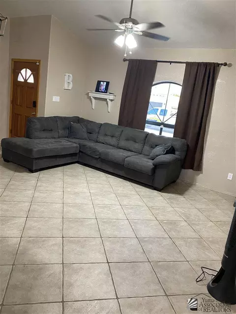 11262 E 37 Ln, Yuma, AZ 85367 photo 2