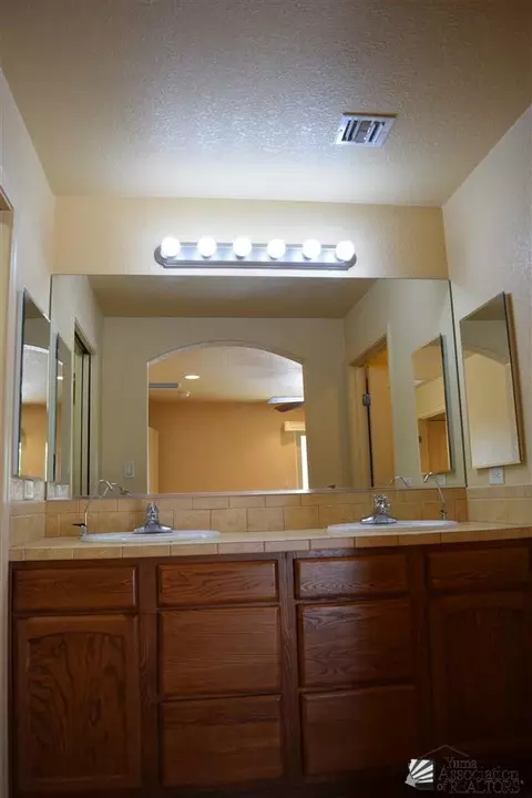 11579 E 27 St, Yuma, AZ 85367 photo 7