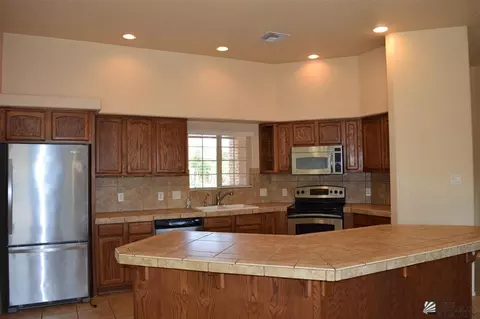 11579 E 27 St, Yuma, AZ 85367 photo 2