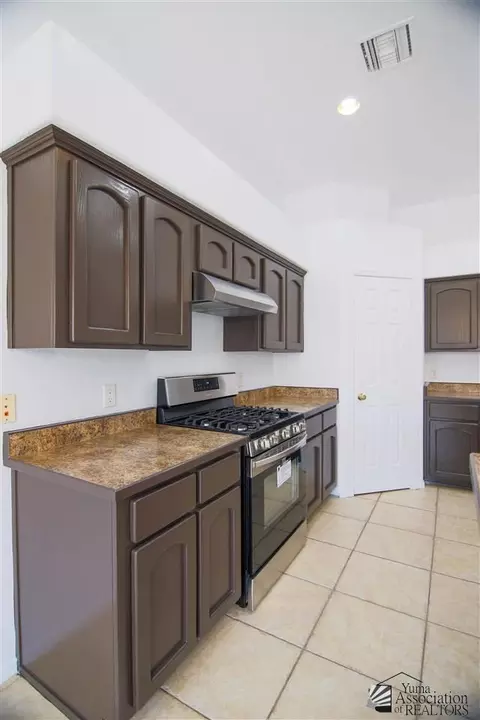 10375 E 39 Pl, Yuma, AZ 85365 photo 6