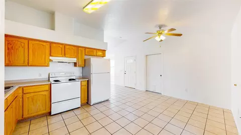 9572 E 36 Pl, Yuma, AZ 85365 photo 4