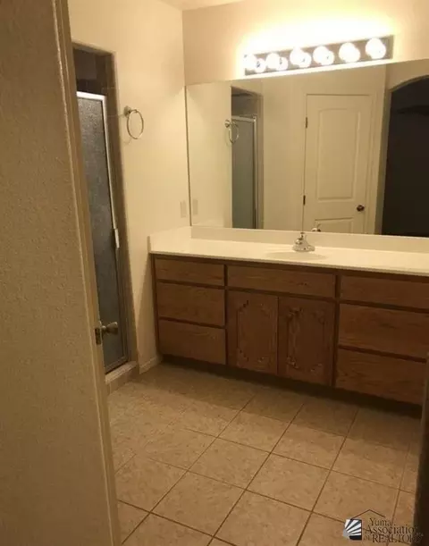 10452 E 38 Pl, Yuma, AZ 85365 photo 8