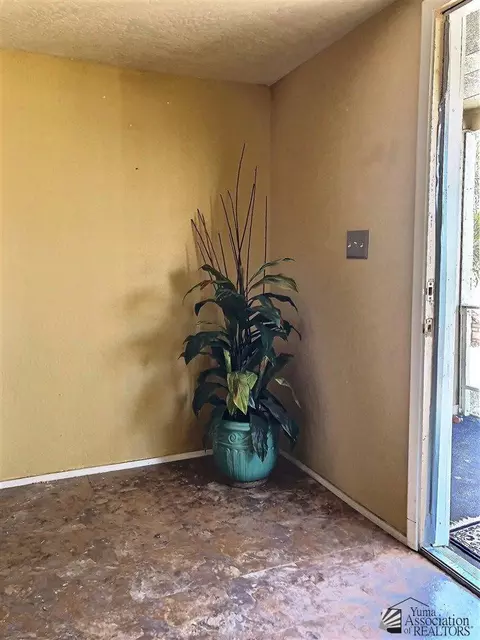 1110 S 20 Ave, Yuma, AZ 85364 photo 2