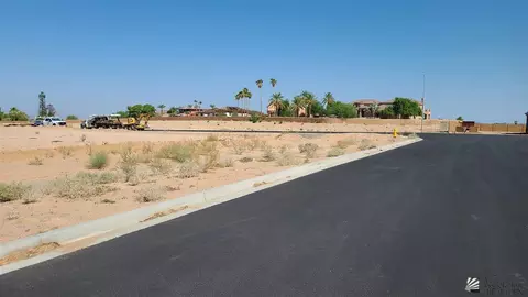12355 E Blue Sky Ln, Yuma, AZ 85367 photo 11