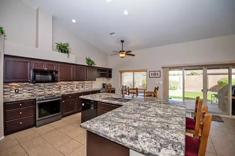 5938 E 39 Pl, Yuma, AZ 85365 photo 23