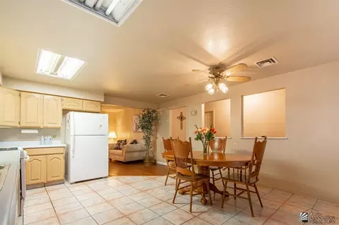 1352 E La Mesa St, Yuma, AZ 85365 photo 9