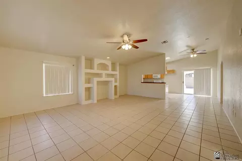 10559 E 34 Pl, Yuma, AZ 85365 photo 2